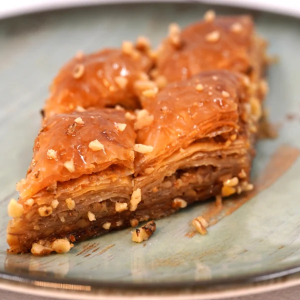 Cevizli Ev Baklavası (Porsiyon)